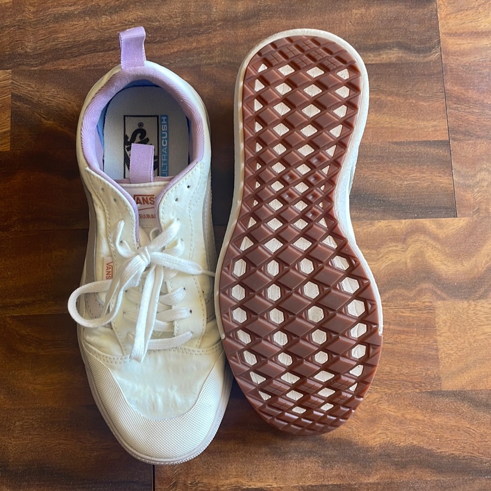 Vans shoes 9.5